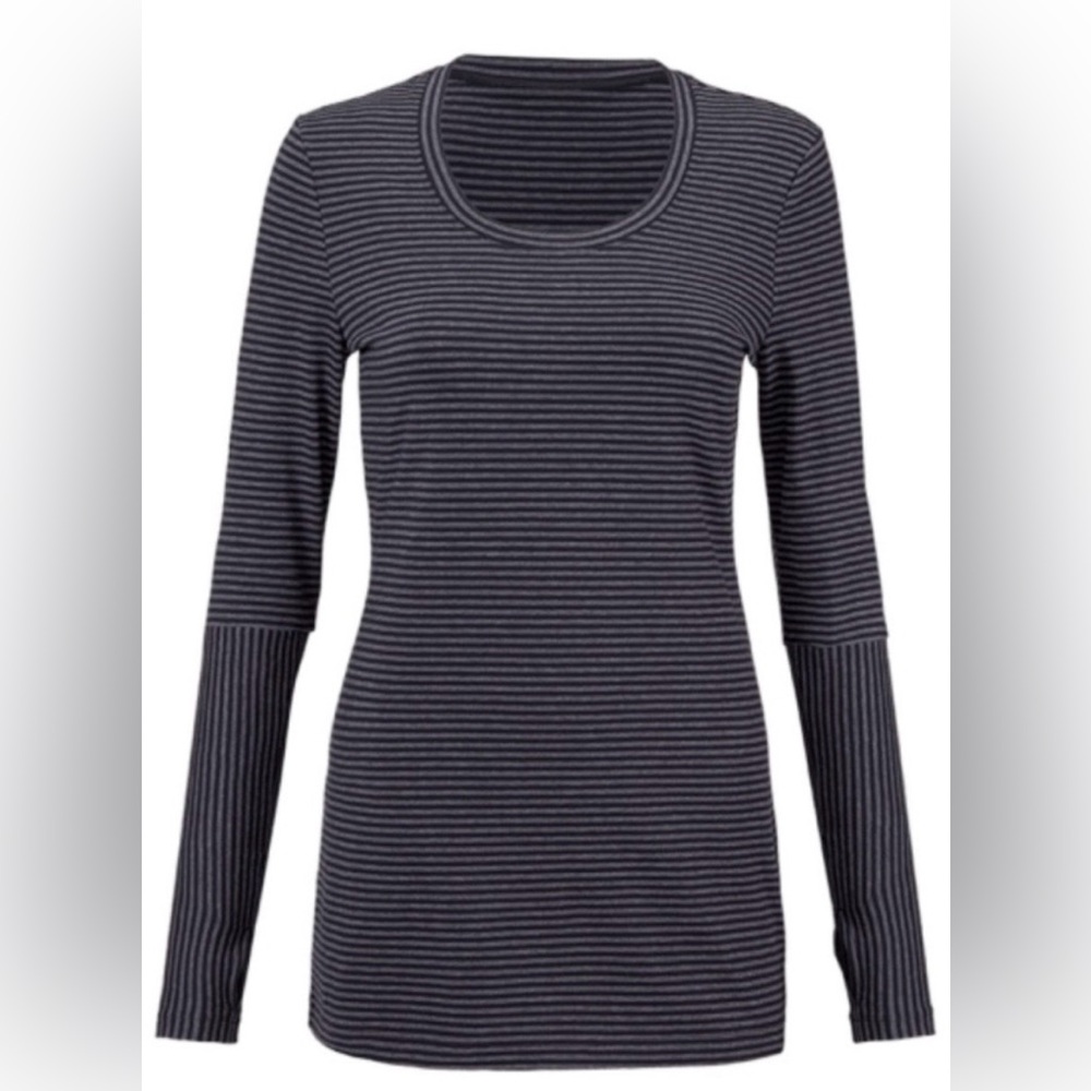 CAbi Women's Scoop-Neck Long Sleeve Striped Tee - Navy & Light Gray